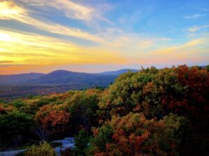 montain foliage maien glamping