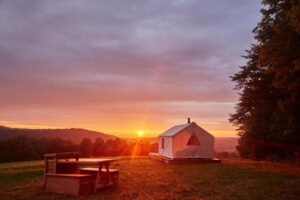 sunset glamping in new york state